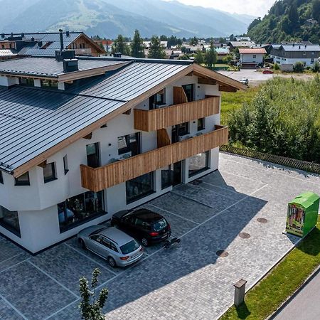 Tevini Boutique Suites By We Rent Τσελ αμ Ζέε Εξωτερικό φωτογραφία